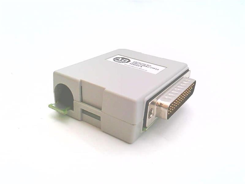 ALLEN BRADLEY 2090-U3BB2-DM44