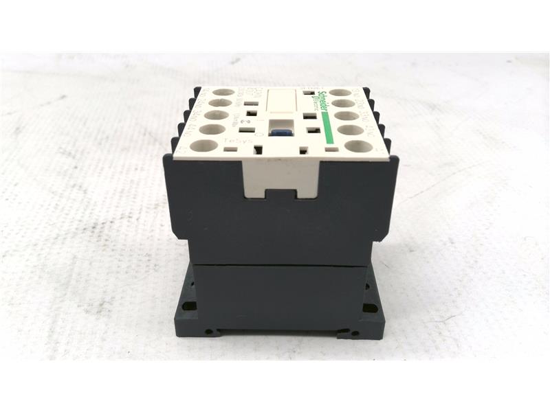 SCHNEIDER ELECTRIC CA2KN40U7