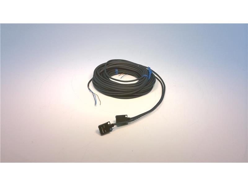 OMRON E3T-FT12 5M