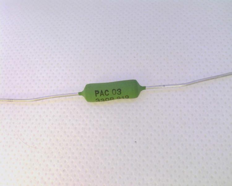 PAC300003300FAC000 por VISHAY