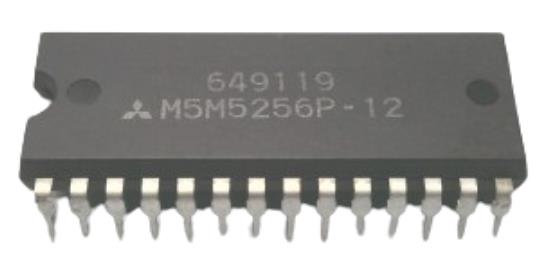 MITSUBISHI M5M5256P-12