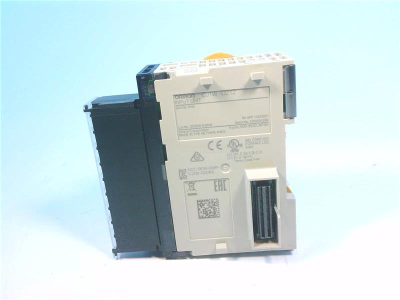 OMRON CJ1W-ID212