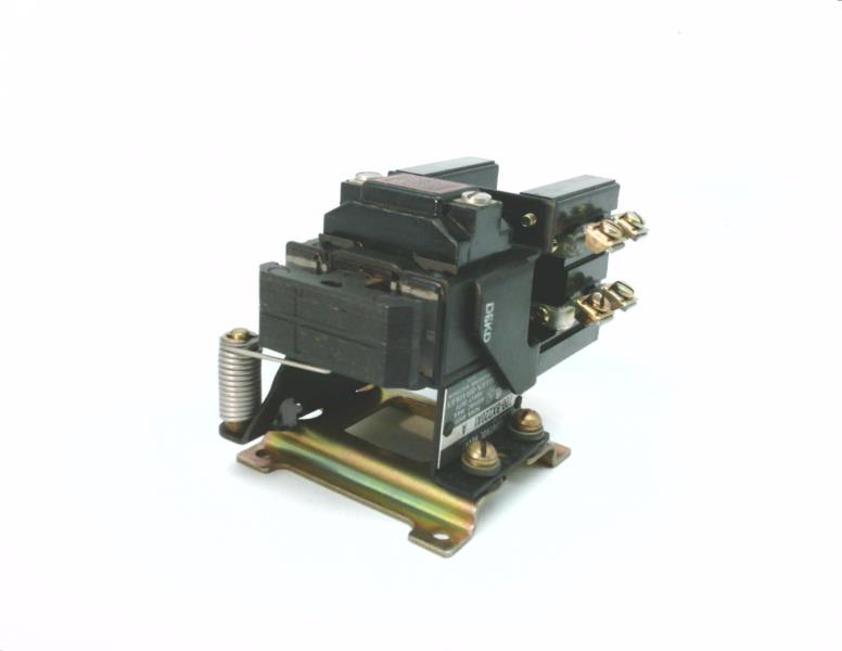 ALLEN BRADLEY 700-BX640A4