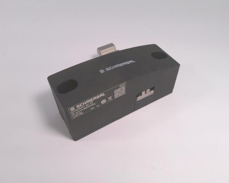 SCHMERSAL AZ/AZM201-B1-RT