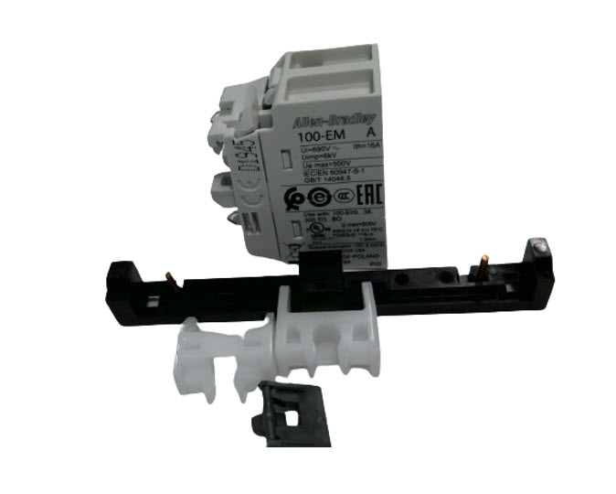 ALLEN BRADLEY 100-EMCA02