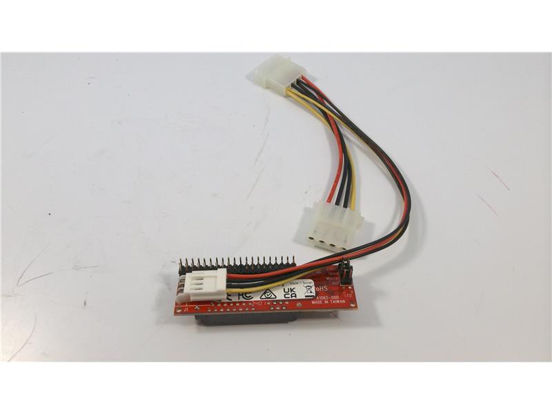 STARTECH.COM ADAPTER CONVERTER
