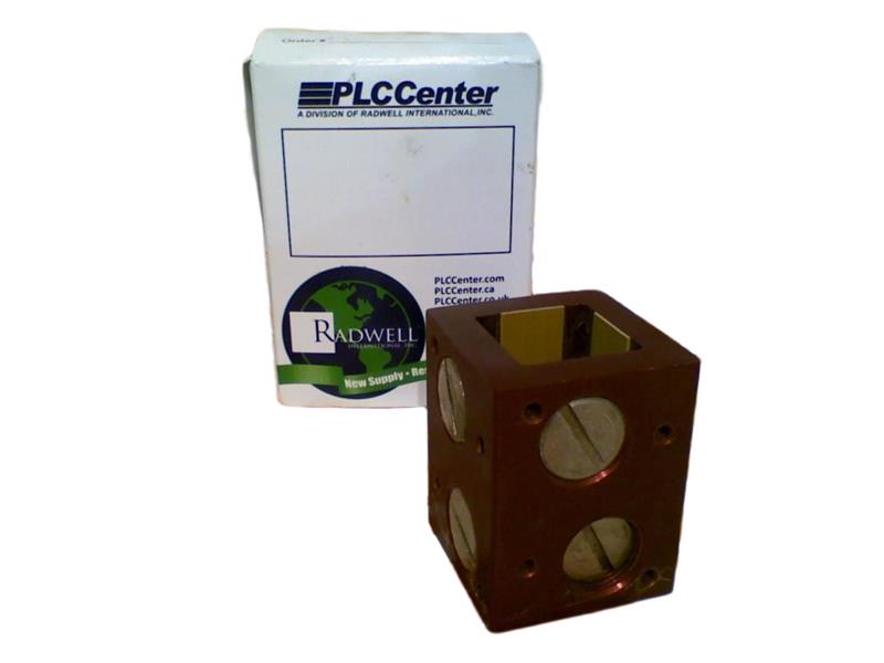 2UVE4 by PBC LINEAR