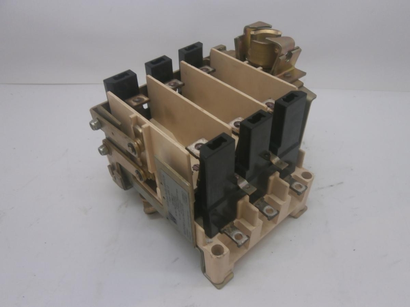 HUBBELL UFS-13