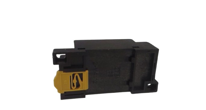 ALLEN BRADLEY 700-HN138