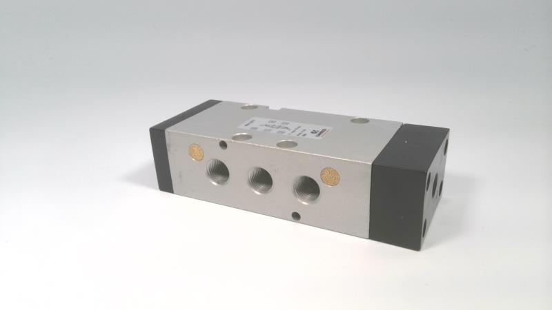 CAMOZZI 464-33TF