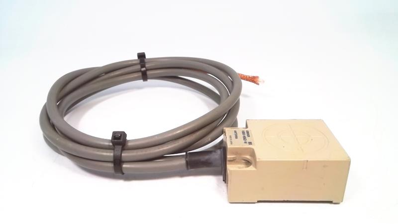 OMRON V680-HS63-W 2M
