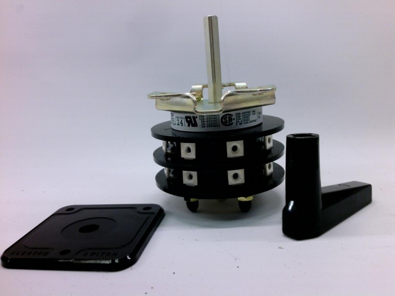 24202D Selector Switch by ELECTROSWITCH