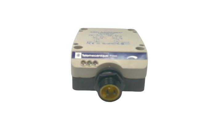 SCHNEIDER ELECTRIC XSDA405539R3