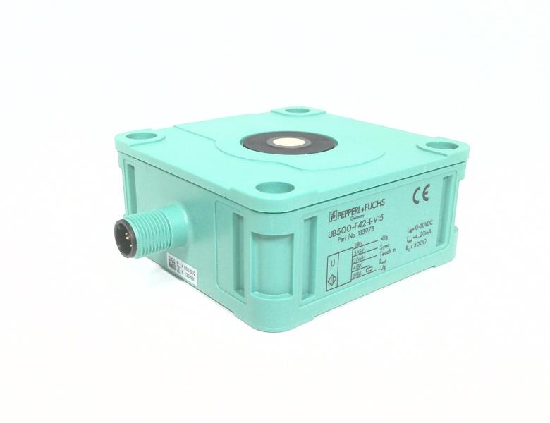 UB500-F42-I-V15 par PEPPERL & FUCHS