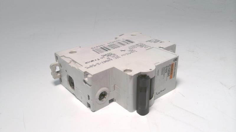 SCHNEIDER ELECTRIC 18447