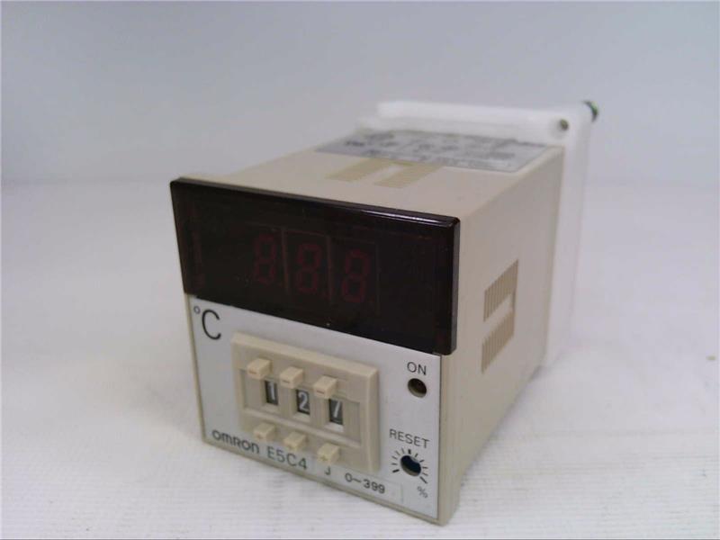 OMRON E5C4-R40J 0-399C AC110/120