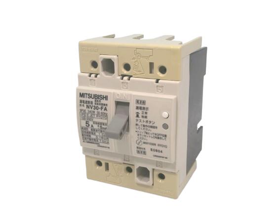 MITSUBISHI NV30-FA 3P 5A 100-200V 15MA