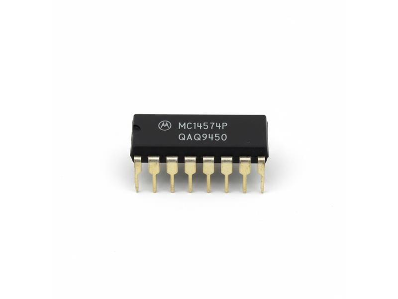 NXP SEMICONDUCTOR MC14574P