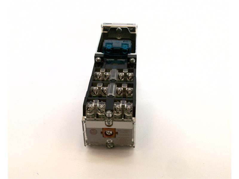 ALLEN BRADLEY 700DC-PK1200DZ24