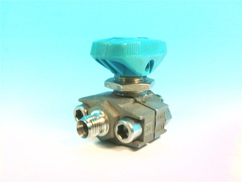 SWAGELOK SS-33VS4-BL