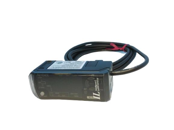 KEYENCE CORP IL-1050
