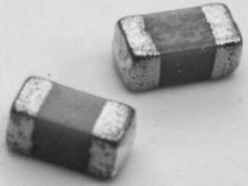 MULTICOMP MC1206S4F8661T5E