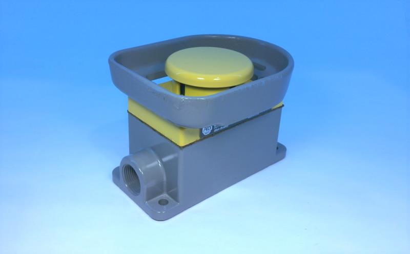 ALLEN BRADLEY 800P-S2YH2B