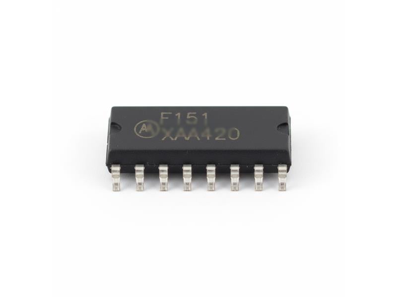 NXP SEMICONDUCTOR MC74F151DR2