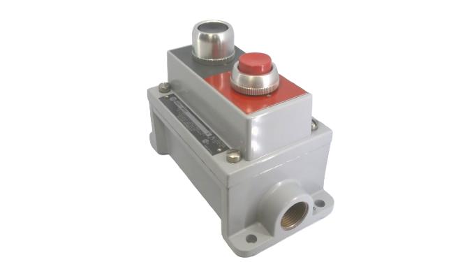 ALLEN BRADLEY 800H-2HG7P