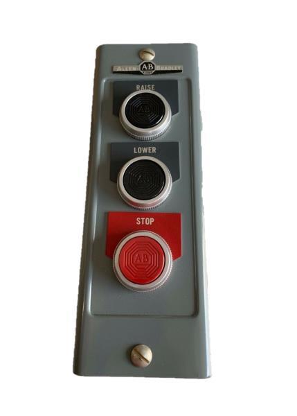 ALLEN BRADLEY 800H-3HC7SM3