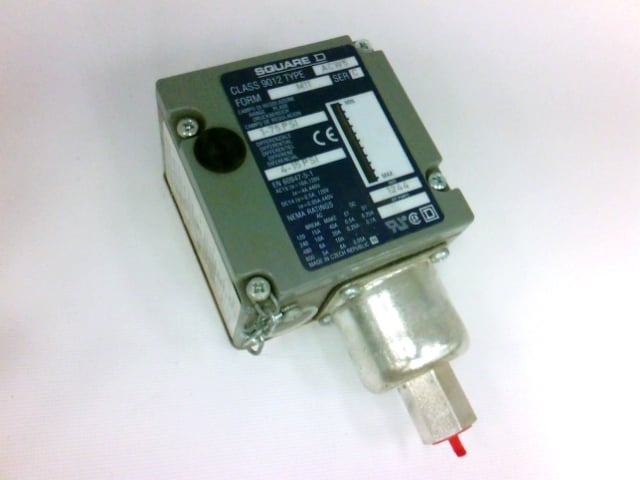 SCHNEIDER ELECTRIC 9012-ACW-5-M11