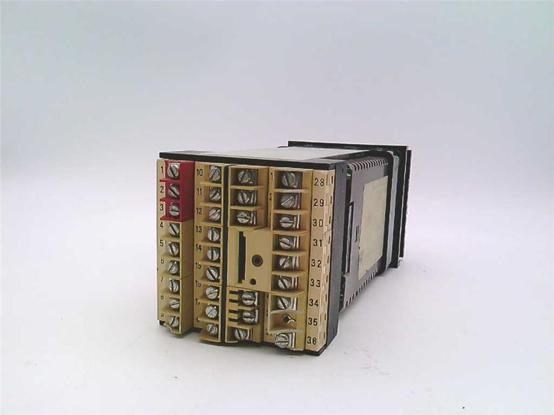 INVENSYS 818S/TC/R0V10/NONE/NONE/NONE/NONE/NONE/FF/03/0/1200/C/NO/NO/E/IN/S/N////