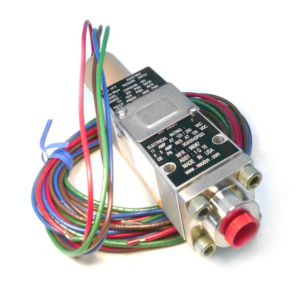 132P4S408-023 par ITT