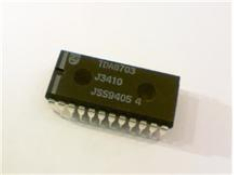 PHILIPS TDA8703