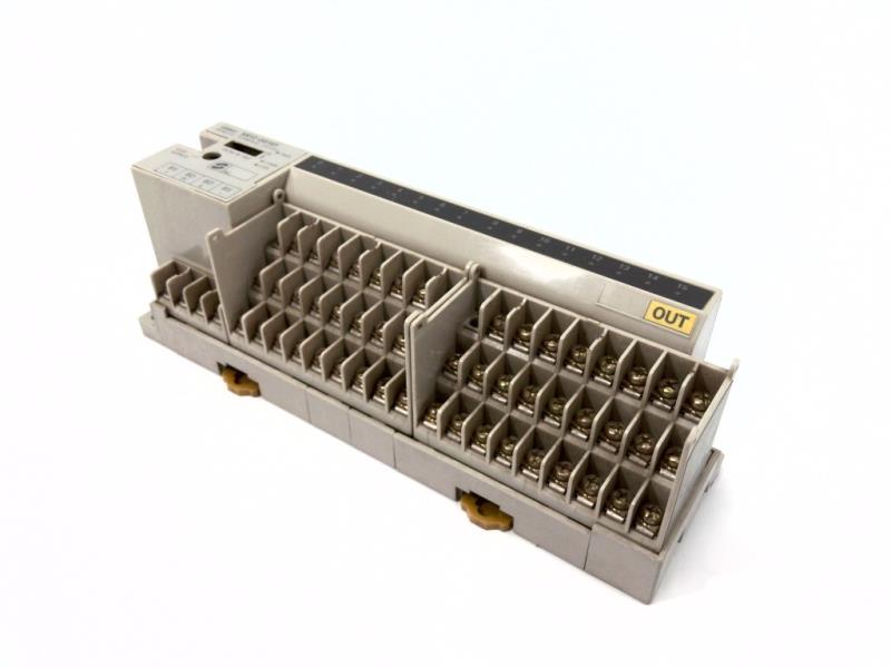 OMRON SRT2-OD16T