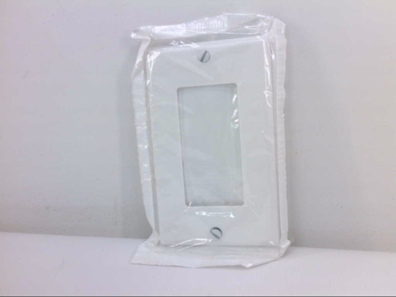 LEVITON R42-80401-W