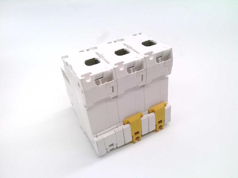 SCHNEIDER ELECTRIC A9N18426