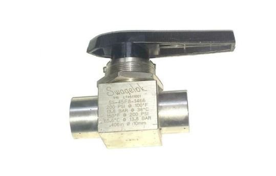 SS-45F8-33C por SWAGELOK