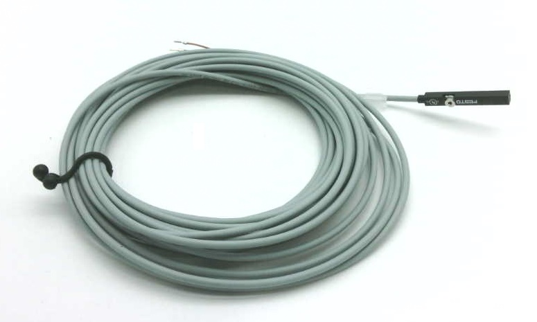 SME-8M-DS-24V-K by FESTO