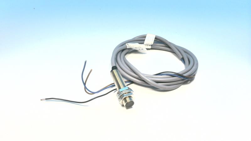 BALLUFF BES-516-325-SA-15