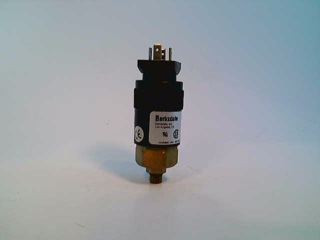 BARKSDALE 96211-BB6-Q8