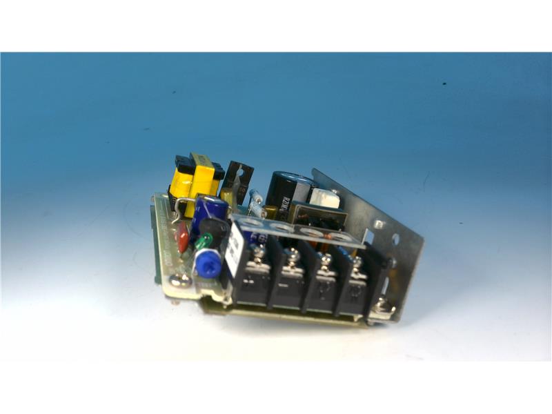 S8E1-01524B par OMRON