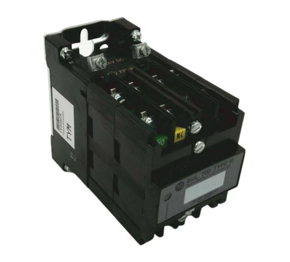 ALLEN BRADLEY 700DC-R330Z24