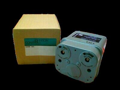 JOHNSON CONTROLS T-9011-8025