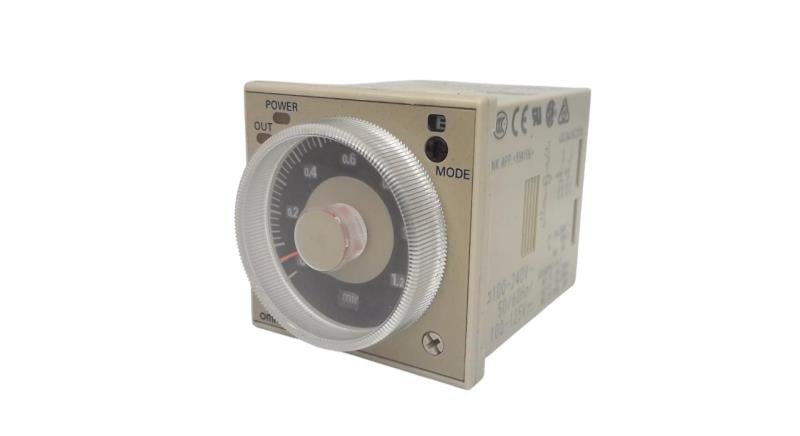 OMRON H3CR-A8 AC100-240/DC100-125