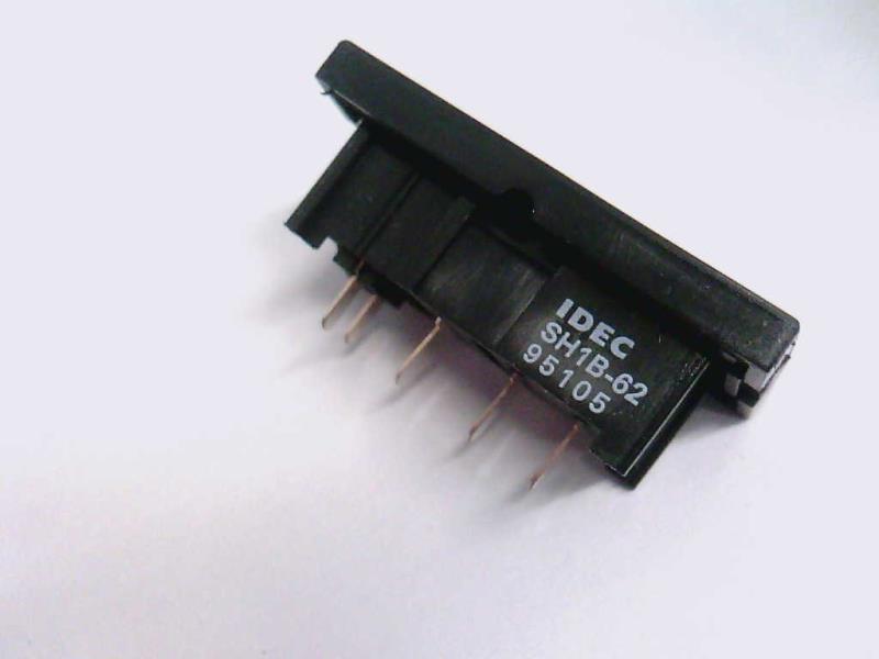 IDEC SH1B-62