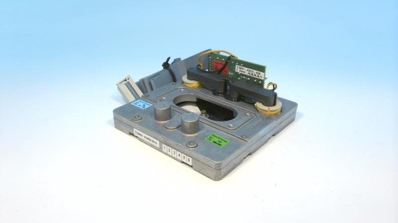 SIEMENS C79451-A3462-B105