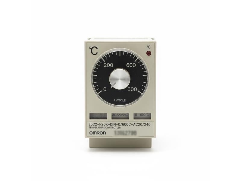 OMRON E5C2-R20K-DIN-0/600C-AC220/240