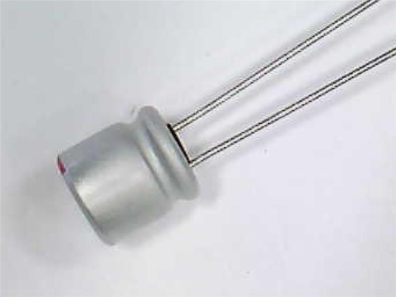 RNS1E100MDS1 par NICHICON