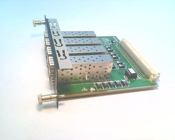 COMNET CWGE2FE24MOD/8SFP